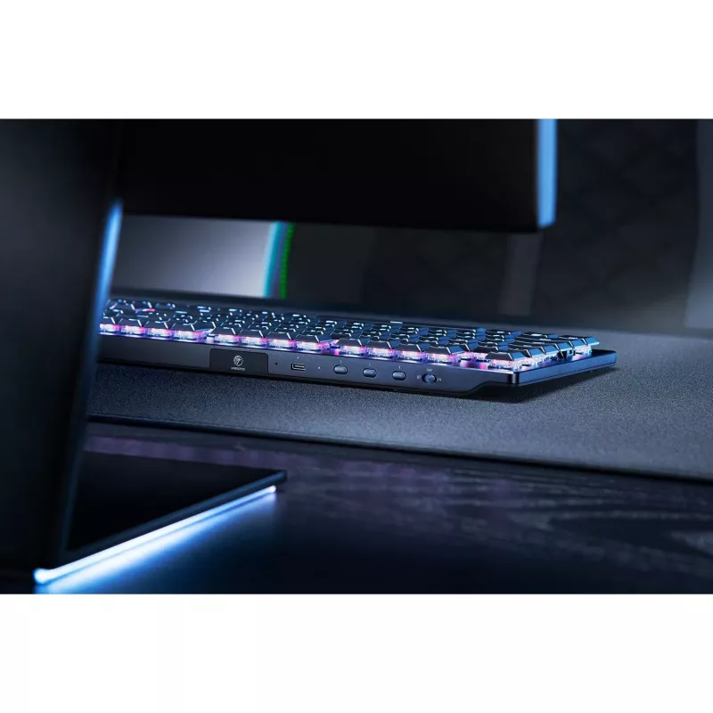 Pelikäyttöön tarkoitettu näppäimistö Razer RZ03-04370400-R3G1 USB RF Wireless Bluetooth QWERTZ saksa musta