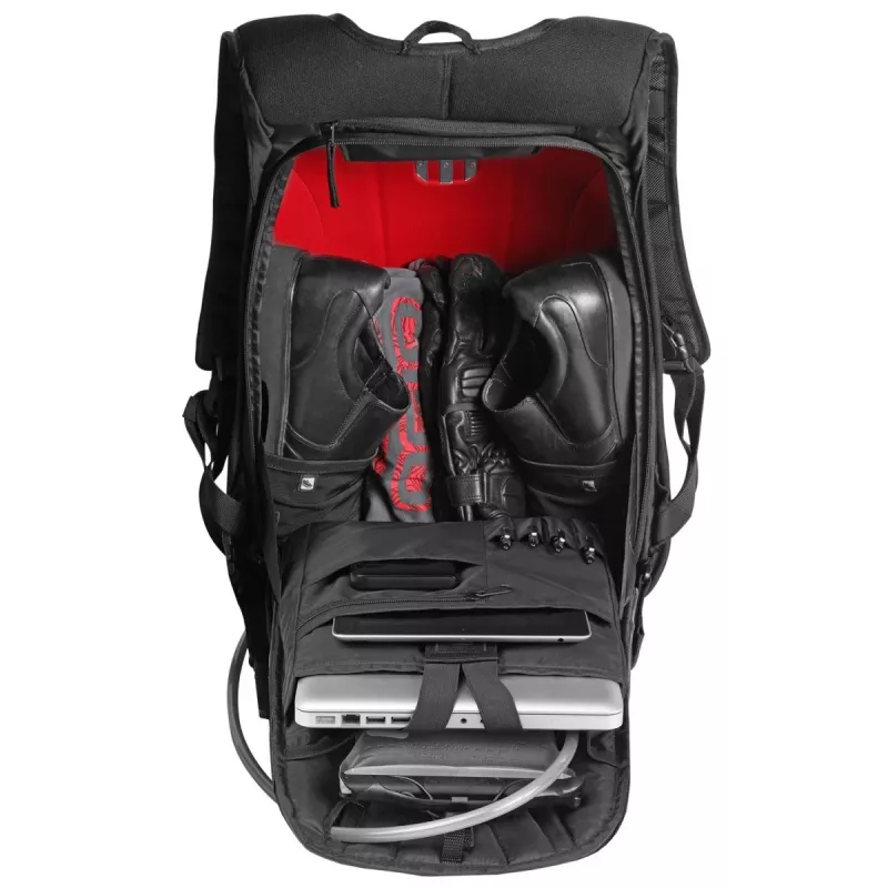 OGIO MOOTTORIPYÖRÄN REPPU NO DRAG MACH 3 MUSTA P/N: 123007_36