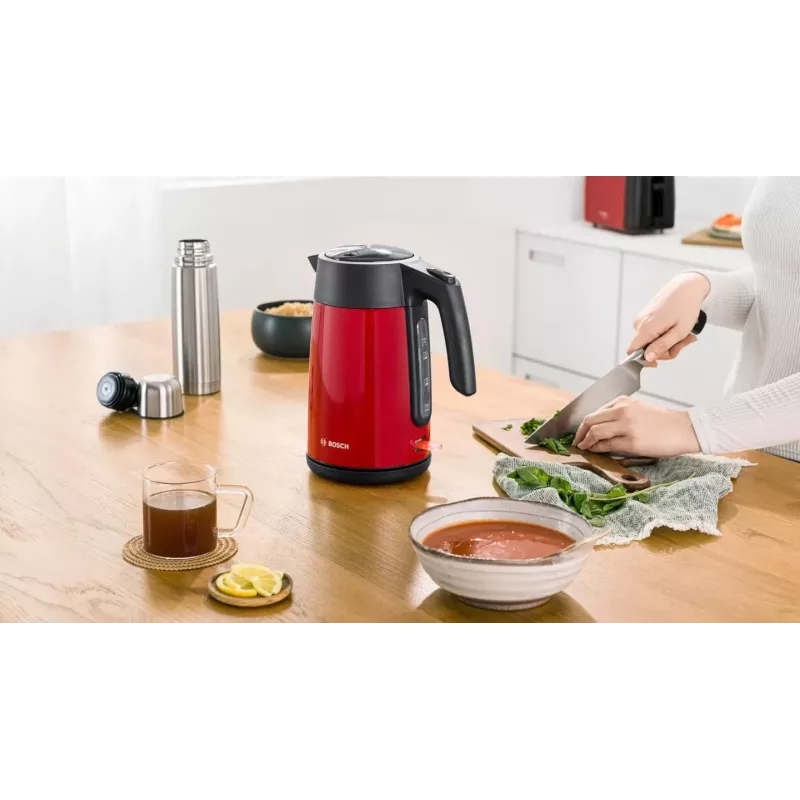 Sähköinen vedenkeitin Bosch TWK7L464 – 1,7 l tilavuus, 2400 W, punainen, muovikotelo