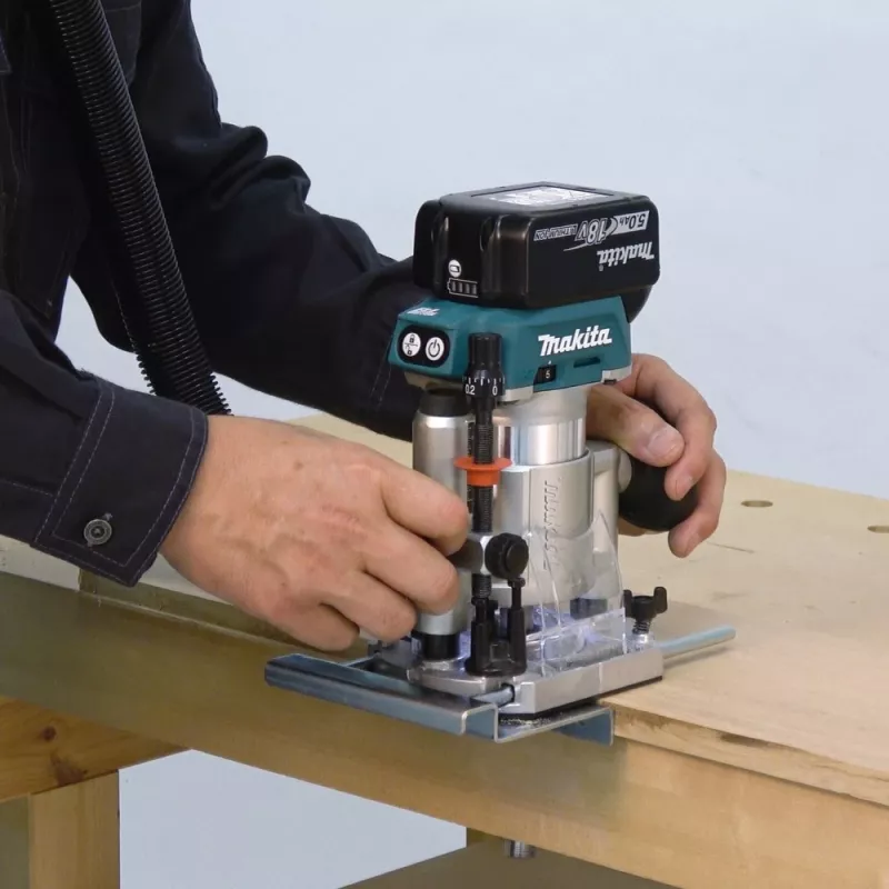 Makita DRT50Z jyrsin