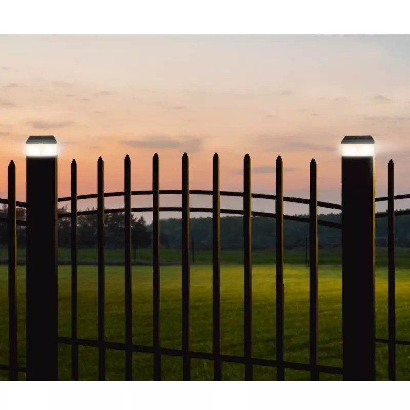 GB128 LED-aurinkovalo aidantolppaan ja puutarhaan, musta - vihreä sininen