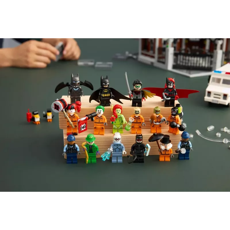 LEGO Batman 76300 Arkham Asylum rakennussarja – LEGO, malli 76300