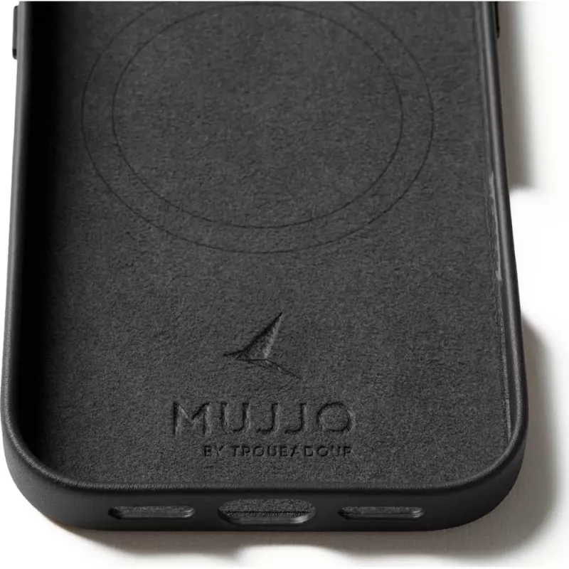 Mujjo Full Leather Case MagSafe -kotelo iPhone 17 musta