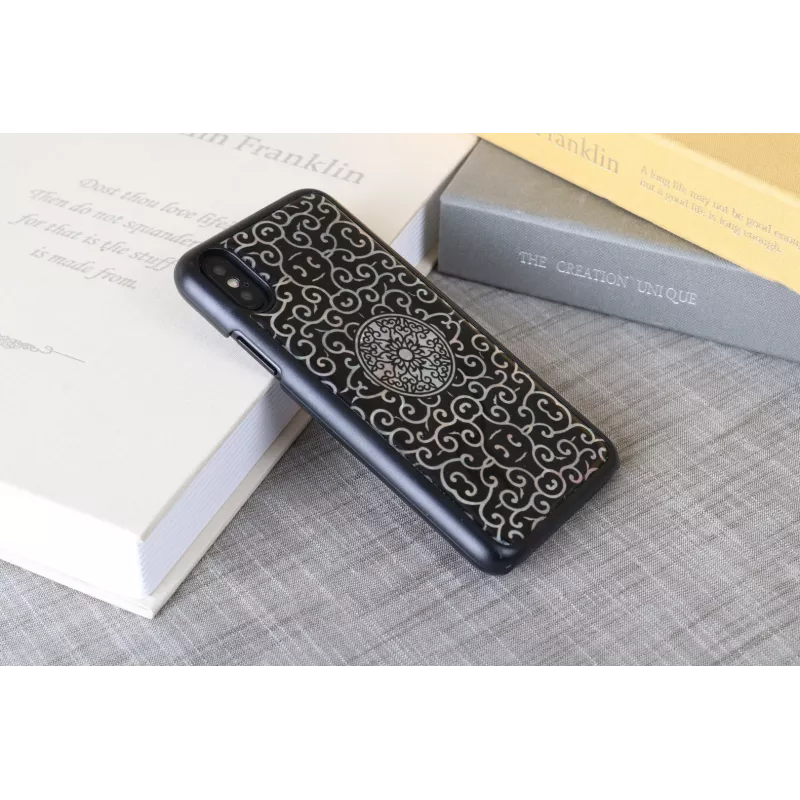 iKins älypuhelinkotelo iPhone XS / XS S Liana — musta