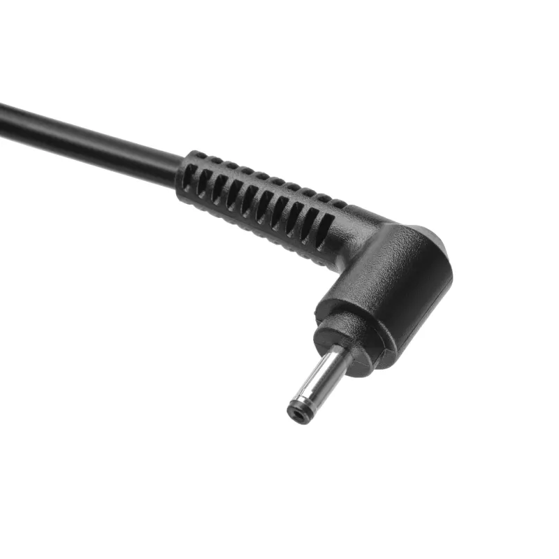 Green Cell PRO AD61P kannettavan tietokoneen verkkolaite Asus ZenBook -tietokoneille, sisäkäyttöön, 45 W, 19 V 2,37 A, 3,0-1,1 mm liitin, musta
