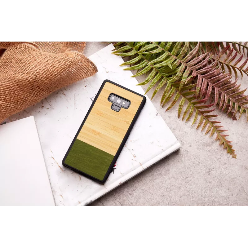 Man and wood -älypuhelinkotelo Samsung Galaxy Note 9:lle — bambumetsä musta