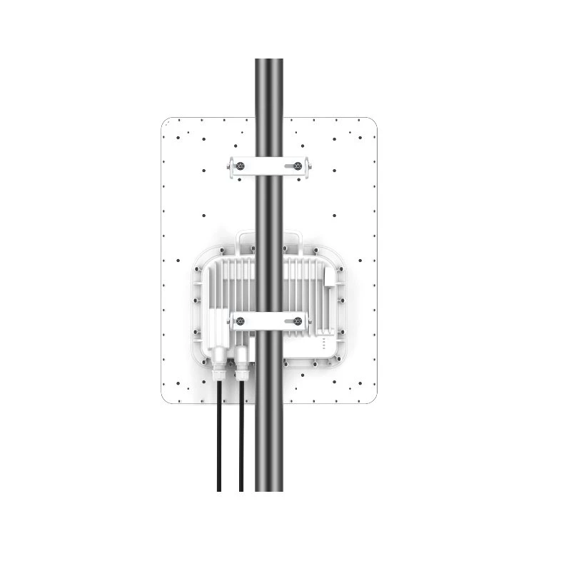 Cambium Networks ePMP 4500 5 GHz 8x8 integroitu tukiasemaradio (EU)