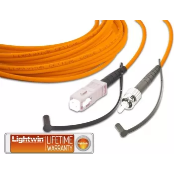 Lightwin korkealaatuinen simplex-kuitu-patch-kaapeli, MM OM2, SC - ST kuitu-patch-kaapeli (LSP-50 SC-ST 2.0)