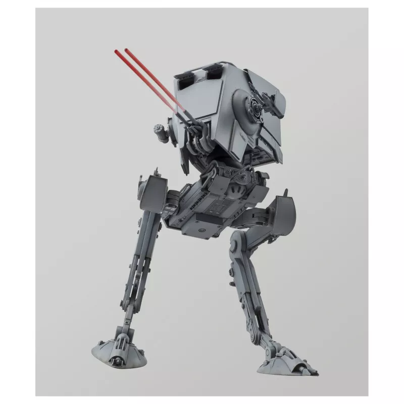 Panssaroidun taisteluajoneuvomallin rakennussarja REVELL AT-ST 1:48, korkeus 182 mm