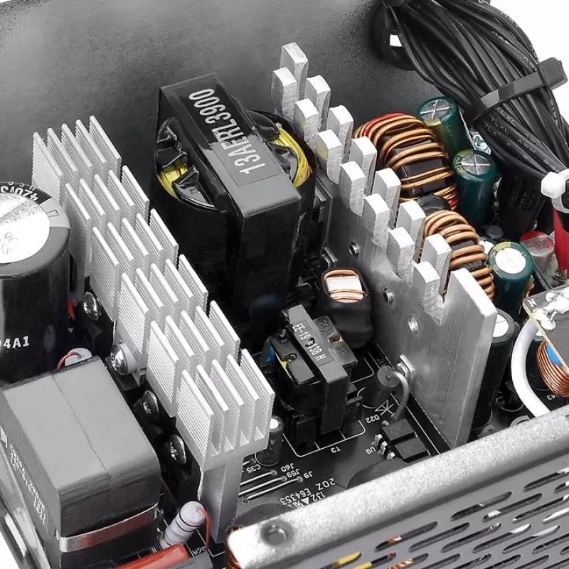 Thermaltake Smart BX1 550 W virtalähde