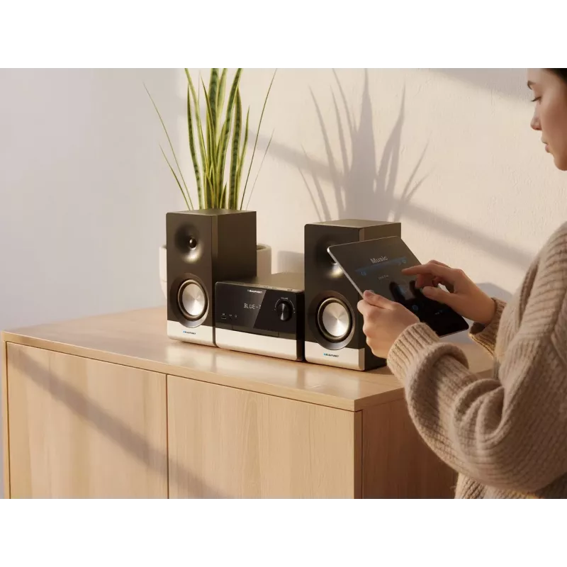 Kotiaudiomikrojärjestelmä BLAUPUNKT MS40.2BT — 2×50 W RMS, Bluetooth, CD, USB, HDMI ARC, optinen tulo, LED-näyttö (musta)