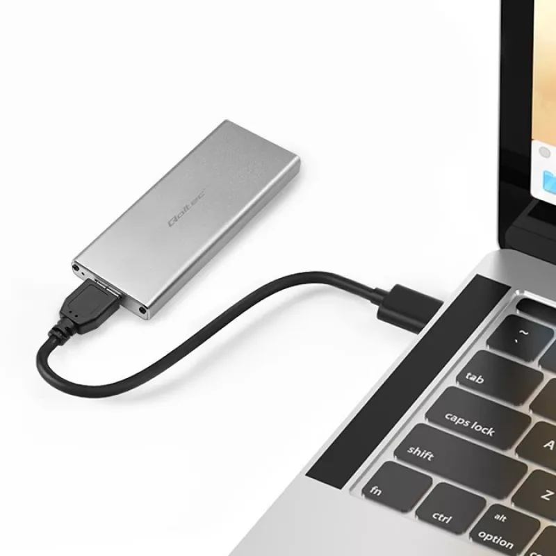 Alumiinikotelo QOLTEC 51833 M.2 SSD:lle, SATA – USB 3.0, tukee jopa 2 TB