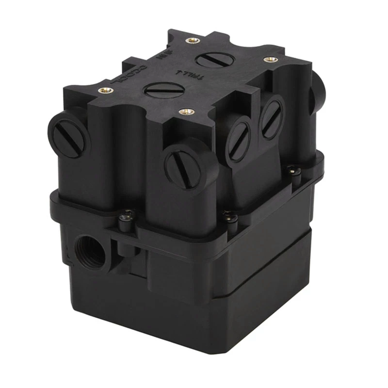 Säiliö Alphacool 15376 musta polyoksimetyleeni 62x80x60mm