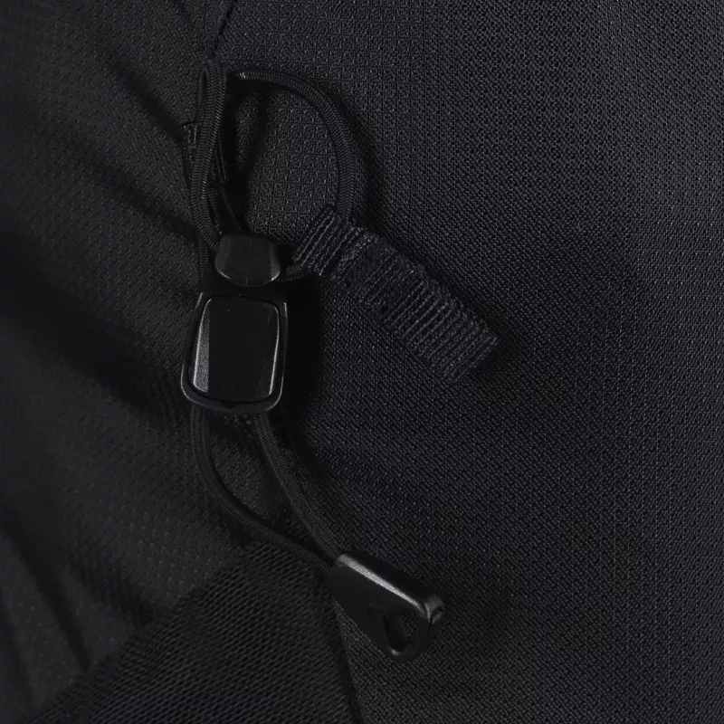 Deuter AC Lite 16 vaelusreppu, 16 L, musta