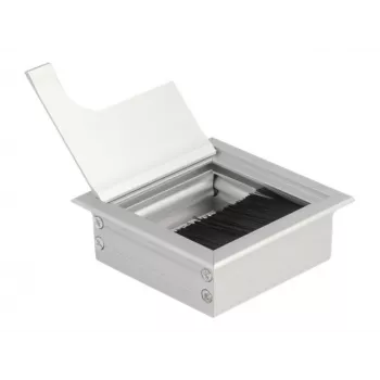 DeLOCK kaapeliläpivienti pöytäasennukseen harjalla 80x80x28mm hopea
