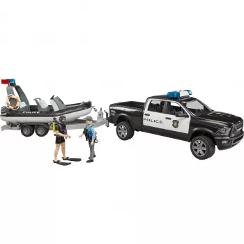 Dodge RAM 2500 poliisiauto pickup veneellä