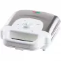 Vohvelirauta Domo DO9222W 2 vohvelia 900 W musta valkoinen
