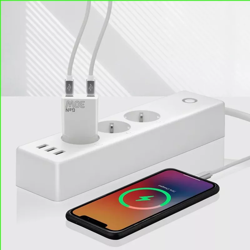 everActive SC-385Q Super ohut QC 4 Fast Charging -verkkolaite — USB-pikalaturi, kompakti muotoilu