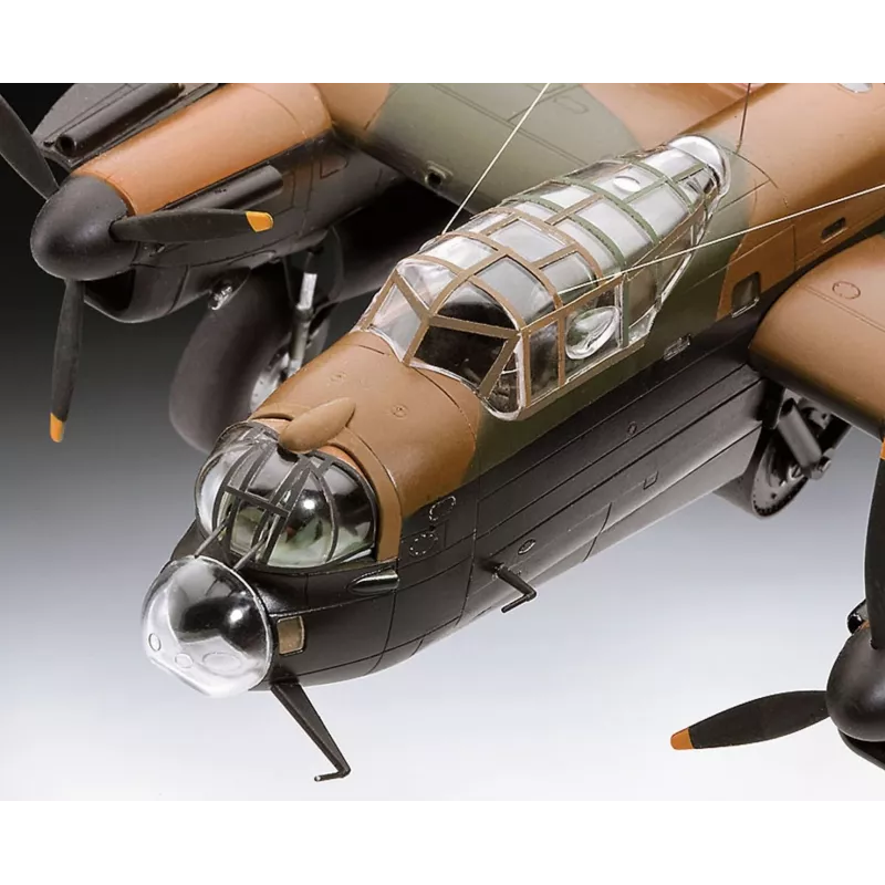 Revell Lancaster B. III Dambusters (04295) 1:72 mittakaava lentokone muovinen rakennussarja