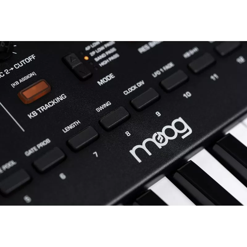 Analogi-syntetisaattori Moog MOOG MESSENGER – monofoninen pöytäinstrumentti