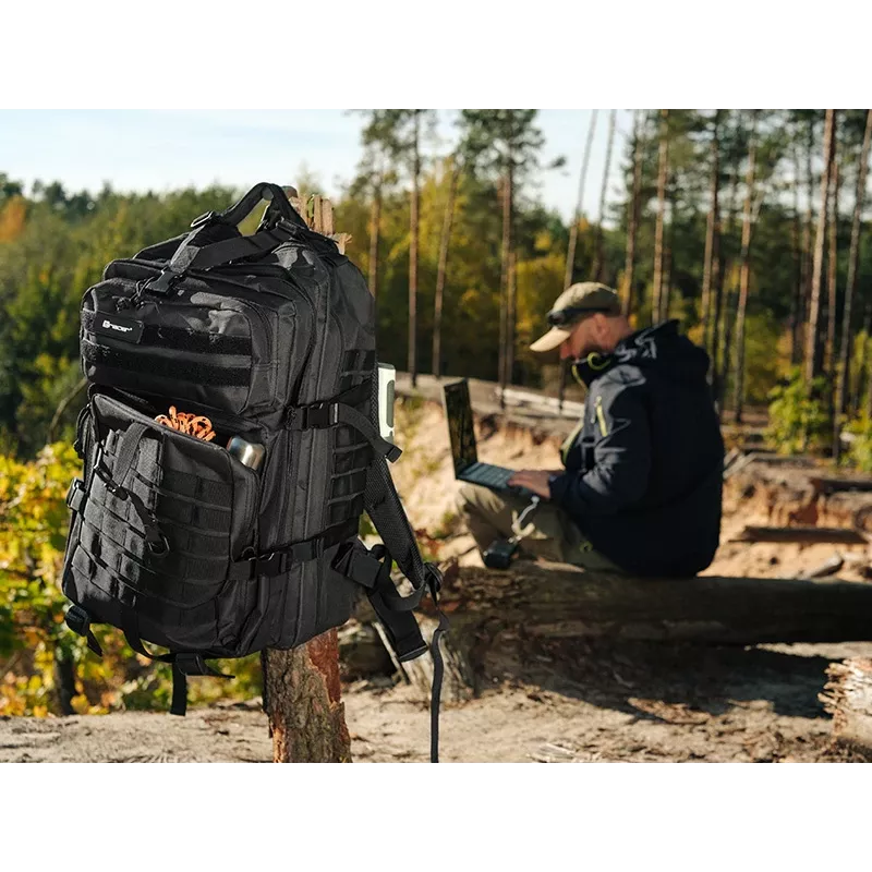 Expedition reppu 15,6 Tracer Alpha musta