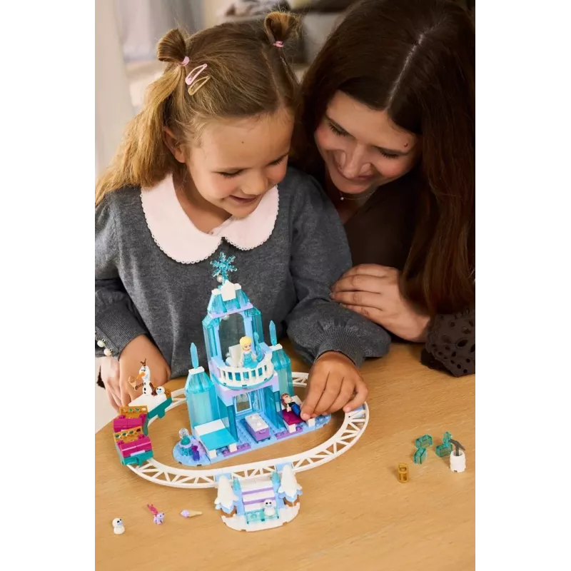 LEGO DISNEY 43281 Elsan jäälinna ja lumimatkaseikkailu