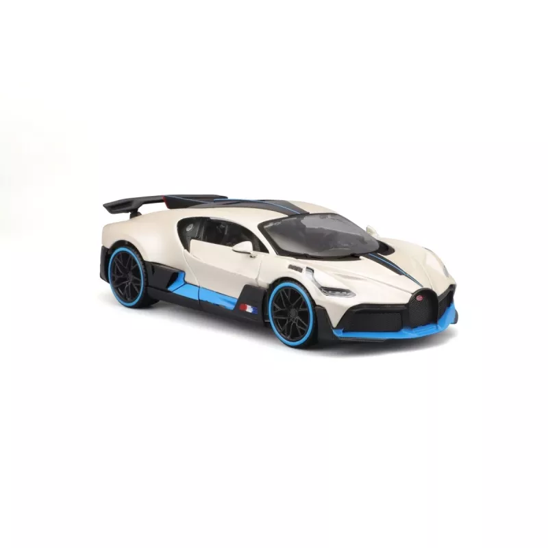 Komposiittimalli Bugatti Divo 1/24 valkoinen