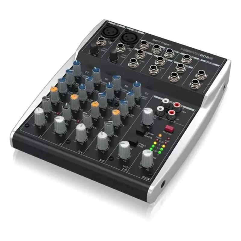 Behringer XENYX 802S - analoginen audiomikseri
