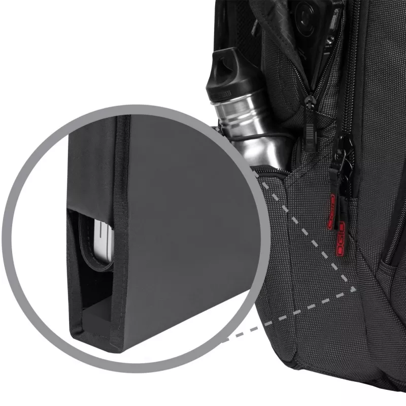Ogio reppu Renegade RSS musta P/N: 111059_03