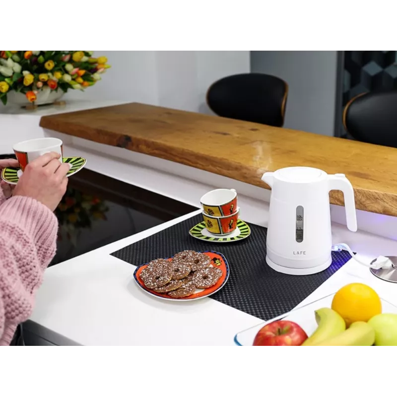 LAFE Essential S 47544 sähkökäyttöinen vedenkeitin, 1 l, 1500 W, valkoinen