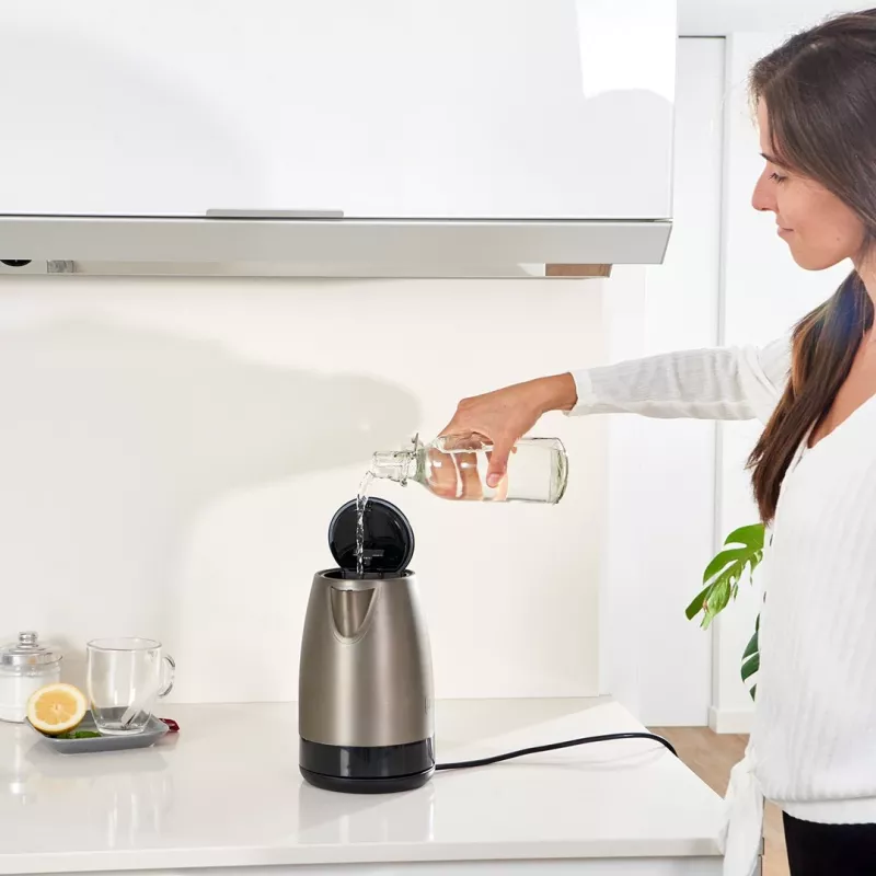 Black+Decker vedenkeitin BXKE2201E