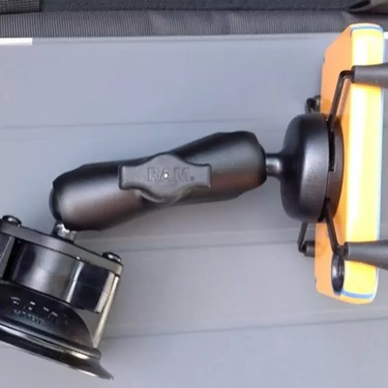 RAM Mounts X-Grip -puhelinteline Twist-Lock-imukupilla
