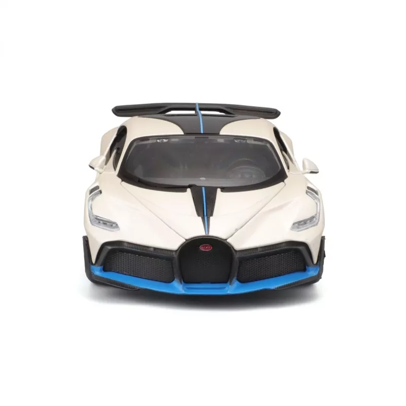Komposiittimalli Bugatti Divo 1/24 valkoinen