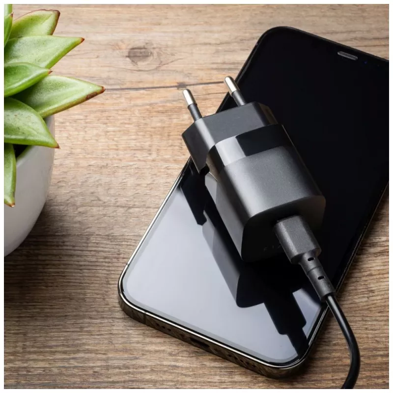 Matka-USB-C-laturi FIXED FIXC25M-C-BK, kiinteä kaapeli, 25 W, kompakti