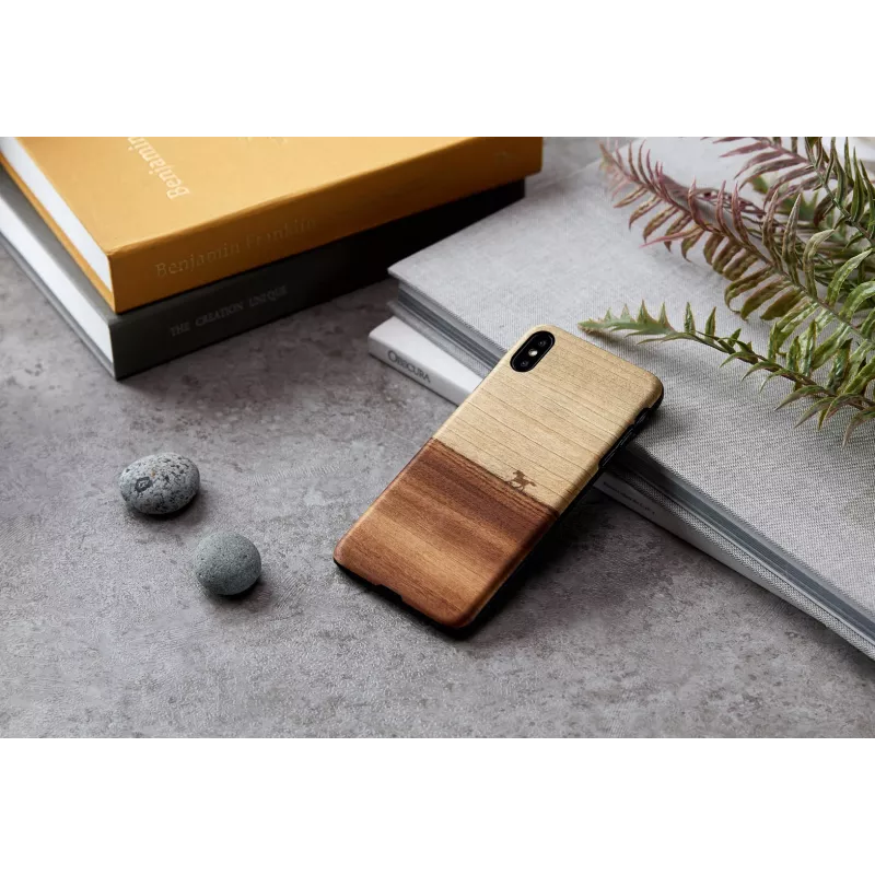 Man and Wood puhelinkotelo iPhone XS Max — musta suojakotelo