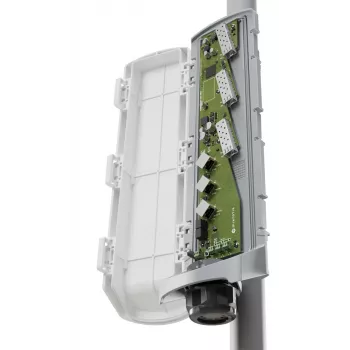 Verkkokytkin MikroTik CSS606-1G-2Gi-3S+OUT 6-porttinen kytkin 1G- ja 10G SFP+ -uplinkeillä