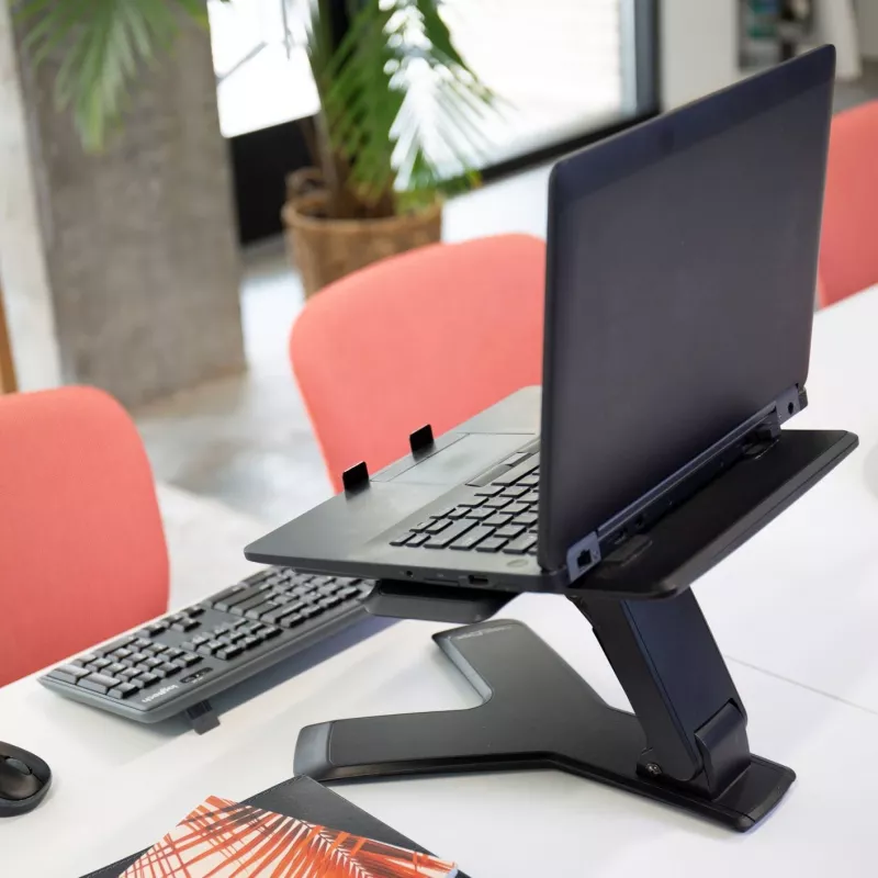 Kannettavan tietokoneen teline Ergotron Neo-Flex™ Notebook Lift Stand musta