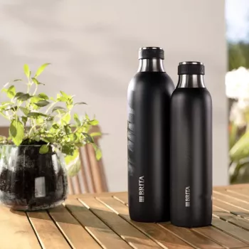 Hiilihapotusvesipullo BRITA 118440 – ruostumaton teräs, 1 L, konepesunkestävä, ergonominen (93×93×305 mm)