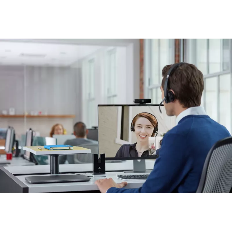Logitech BRIO 4K Ultra HD Pro web-kamera 960-001106, 4096x2160, HDR, RightLight 3, 5-kertainen digitaalinen zoom, automaattitarkennus, USB 3.0 (USB-C), musta