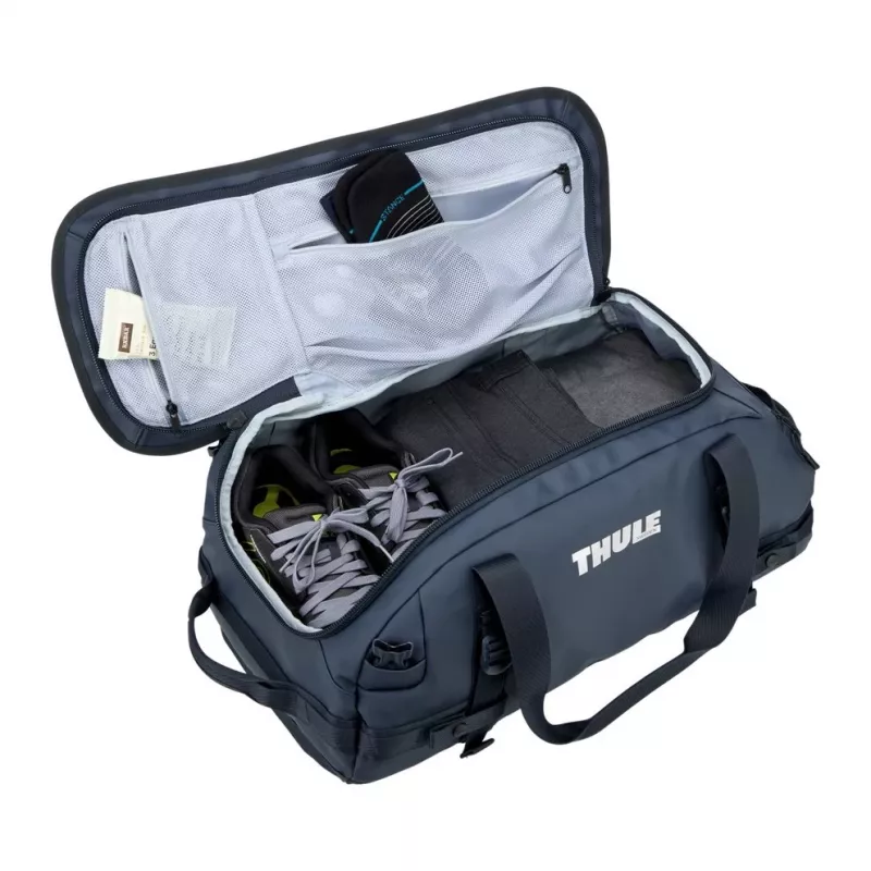 Thule 5590 Chasm 40L matkalaukku tummansininen
