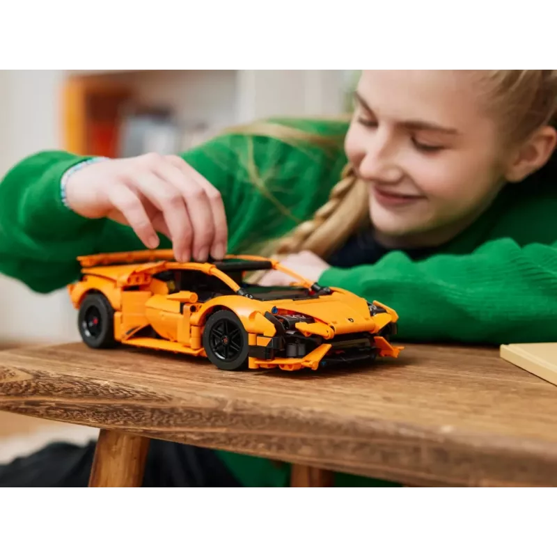 LEGO TECHNIC 42196 Lamborghini Huracán Tecnica oranssi