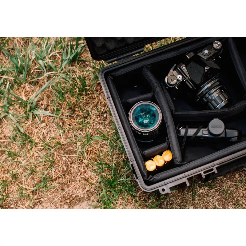 B&W outdoor.case 6000 säädettävä välisisus