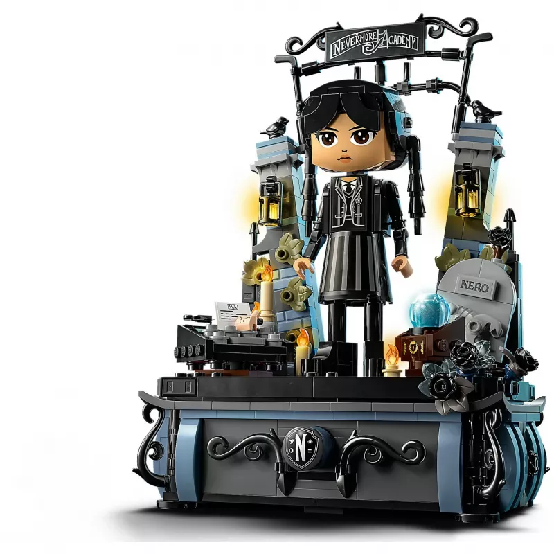 LEGO WEDNESDAY 76780 Wednesday Addams -hahmo