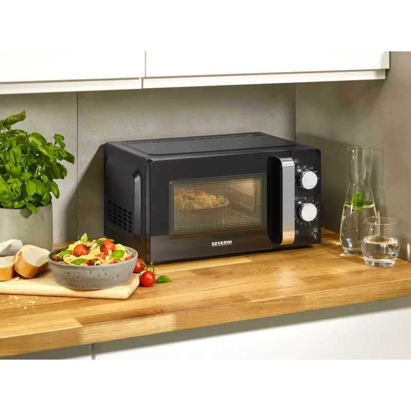 Solo-mikroaaltouuni Severin MW 7886, 700 W, 17 l