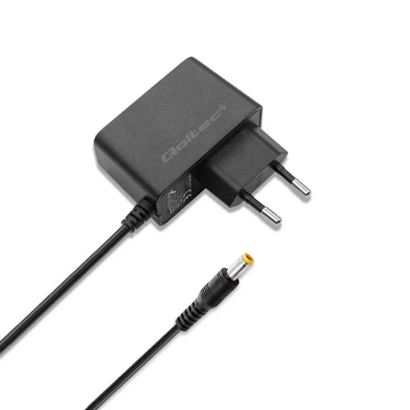 Pistokelaturi 10W 5V, 2A, 5,5x2,5