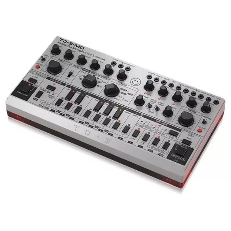 Behringer TD-3-MO-SR analoginen syntetisaattori bassline