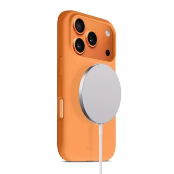 Suojaava MagSafe-kotelo Crong iPhone 17 Pro – oranssi