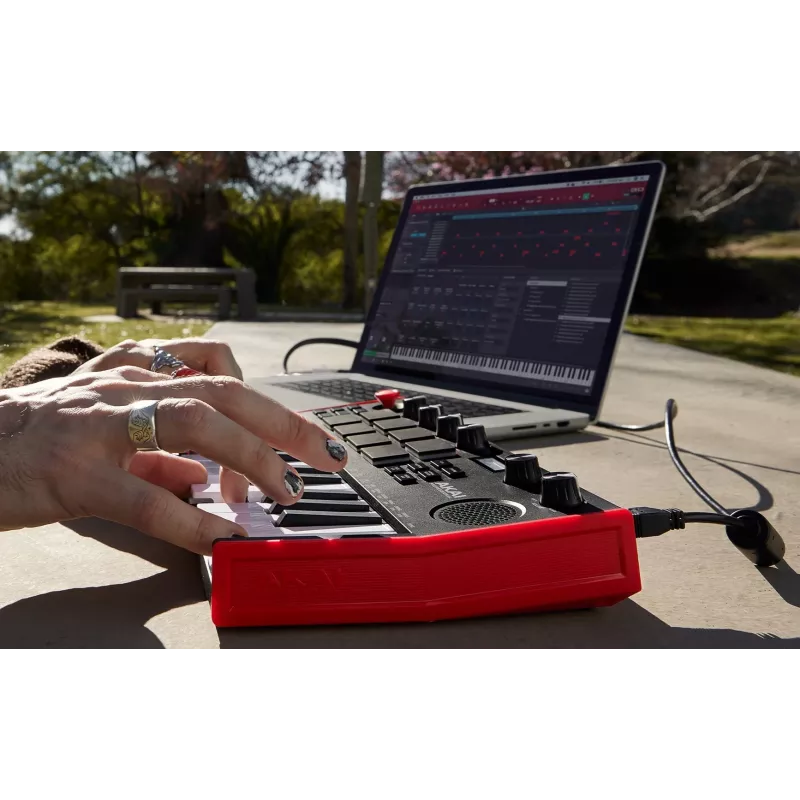 Akai MPK Mini Play MK3 MIDI-ohjainkosketin padiohjaimella, USB, musta/punainen