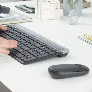 Näppäimistö-hiiri-sarja Logitech MK470 ohut Combo