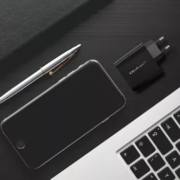 Laturi QOLTEC Super Quick PD 65W USB-C Power Delivery 5–20V, 1x USB-C, USB PD 3.0, Type-C-liitin, 65 W